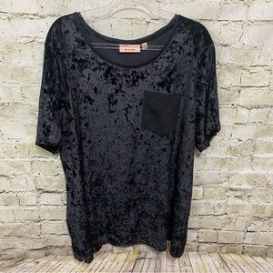 Evri Crushed Black Velvet Top Short Sleeve Pocket T Shirt